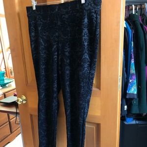 Tapered Textured Velvet Pants